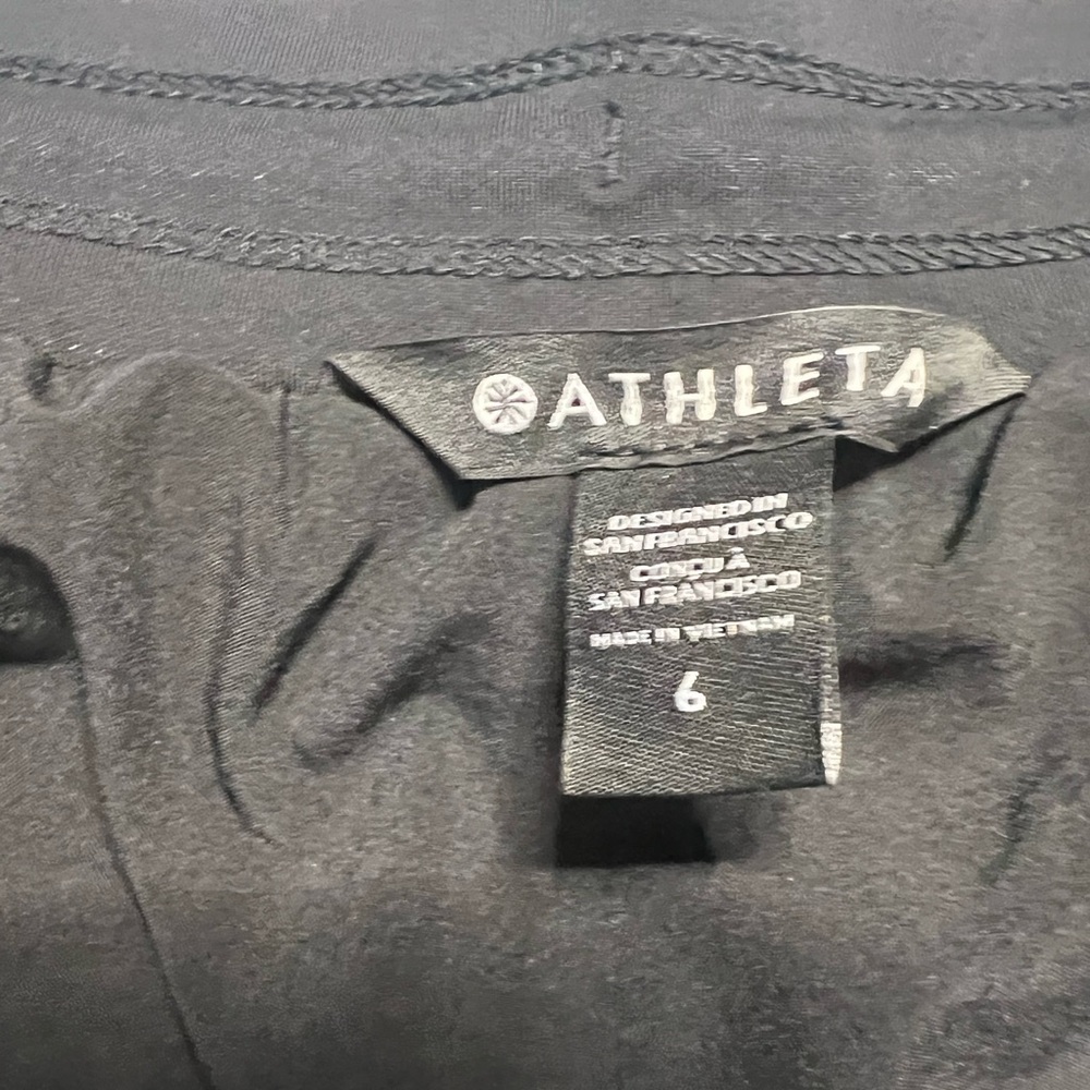 Athleta Apres Quilted Ski Short‎ in Black #467120 Zippered Pockets Size 6 - Picture 12 of 15